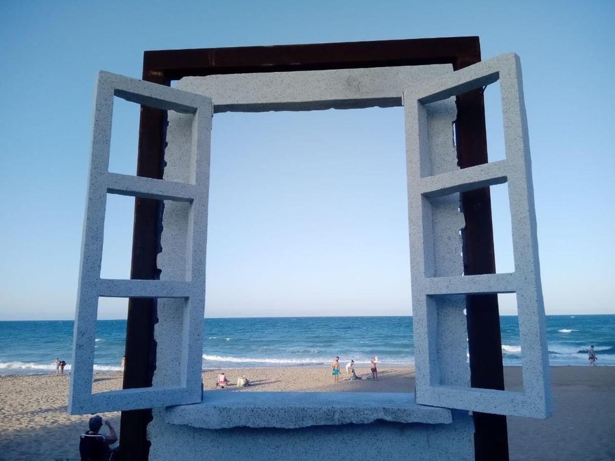 Apartamento En La Playa Tavernes de Valldigna Luaran gambar